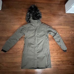 Woman's The North Face Defdown Gore-Tex Parka - Medium - Olive Green